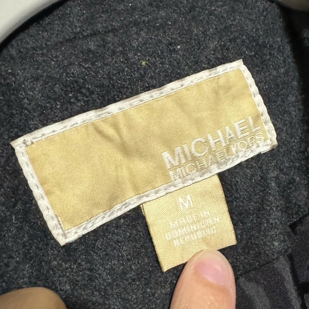 Michael Kors Dark Charcoal Gray Wool Blend Classic Winter Pea Coat Size Medium - Picture 2 of 5